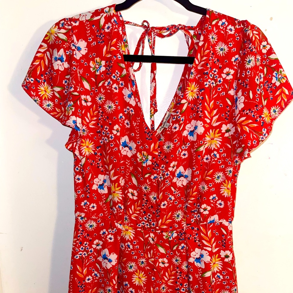 Ditsy floral red romper size medium from Charlotte Russe with tie back